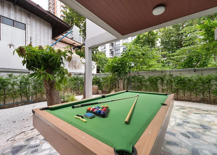 Villa Miq S22 Pool Phromphong Emsphere 5br Bangkok
