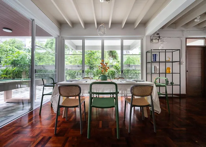 Villa Miq S22 Pool Phromphong Emsphere 5br Bangkok