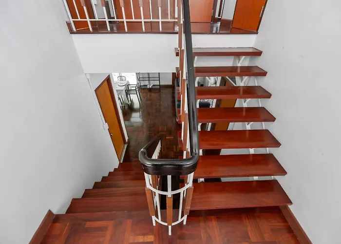Miq S22 Pool Phromphong Emsphere 5br