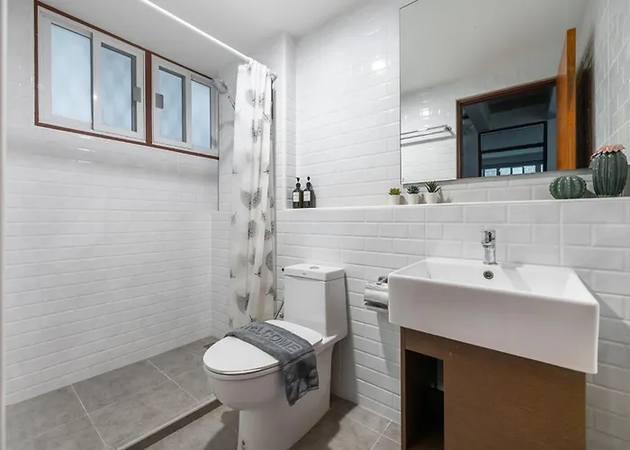 Miq S22 Pool Phromphong Emsphere 5br Villa *