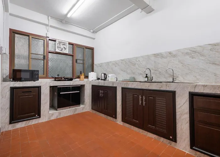 Villa Miq S22 Pool Phromphong Emsphere 5br